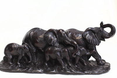 Elephant Family Statue