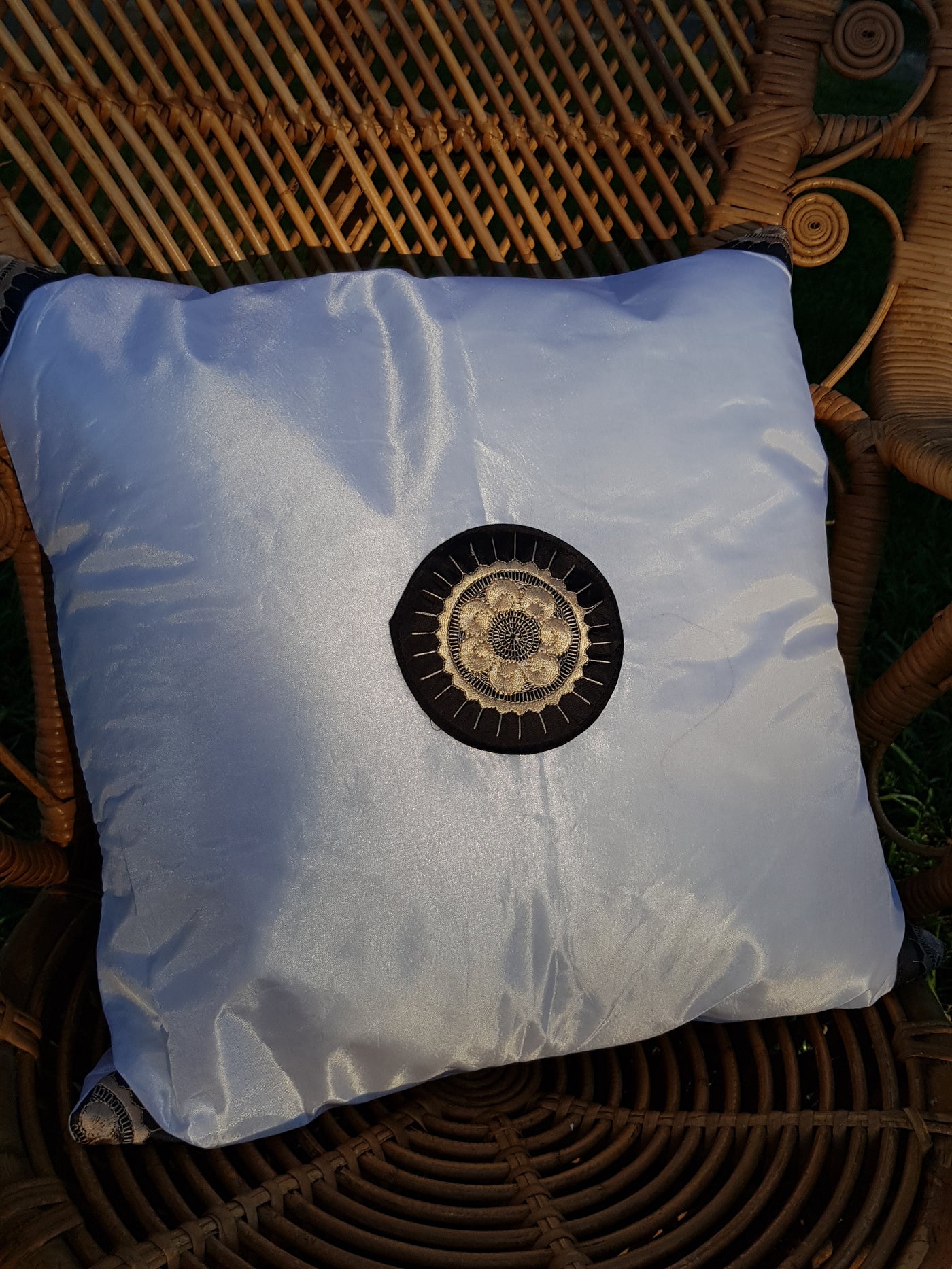 Sunburst Silk Throw Pillowcase